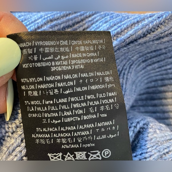 Guess Large Shea Ribbed Mock-Neck Women’s Sweater - Picture 6 of 9